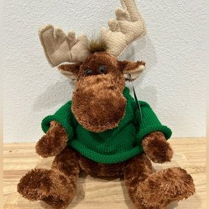 Harry & David Animal Adventure Plush Moose With Green Sweater 12” Tall NWT
